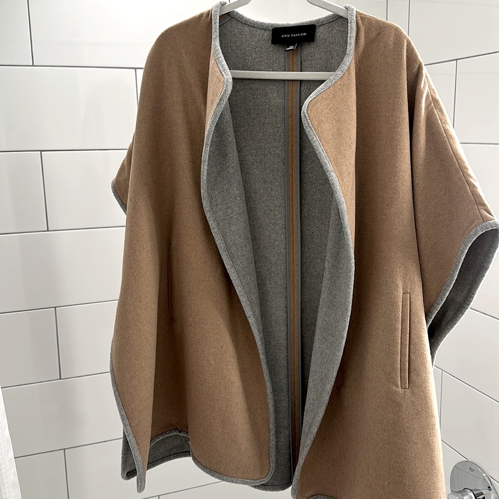 Ann Taylor poncho